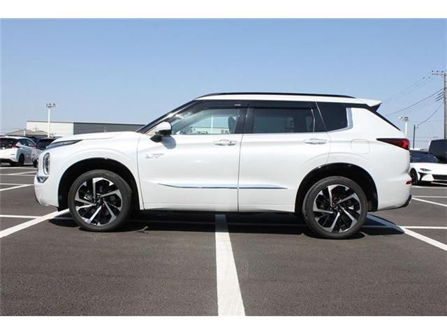 MITSUBISHI OUTLANDER PHEV 2022 Image 31