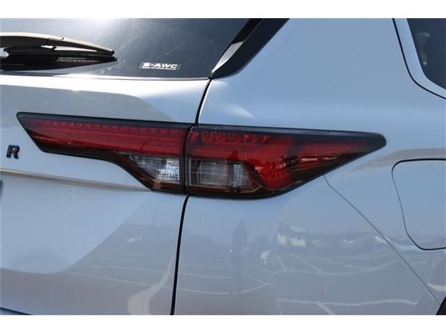 MITSUBISHI OUTLANDER PHEV 2022 Image 31