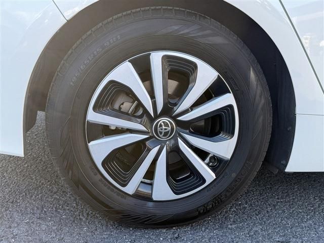 TOYOTA PRIUS PHV 2019 Image 31