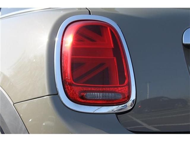 BMW MINI ONE 5DOOR 2019 Image 31