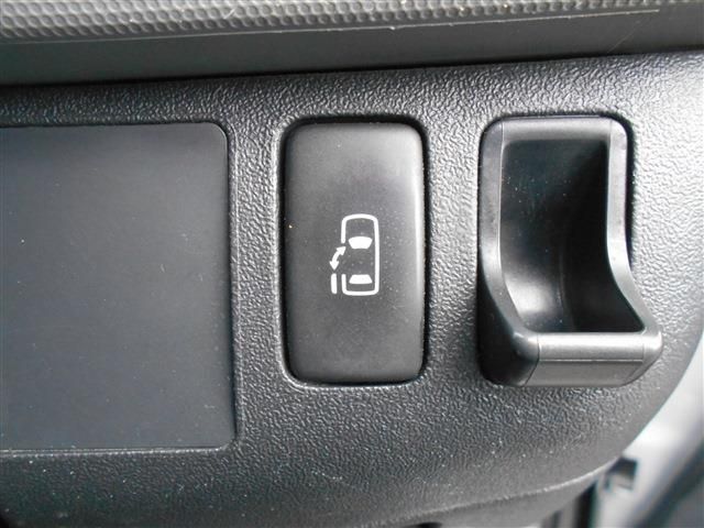 TOYOTA HIACE COMMUTER 2008 Image 31