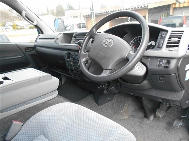 TOYOTA HIACE COMMUTER 2008 Image 31