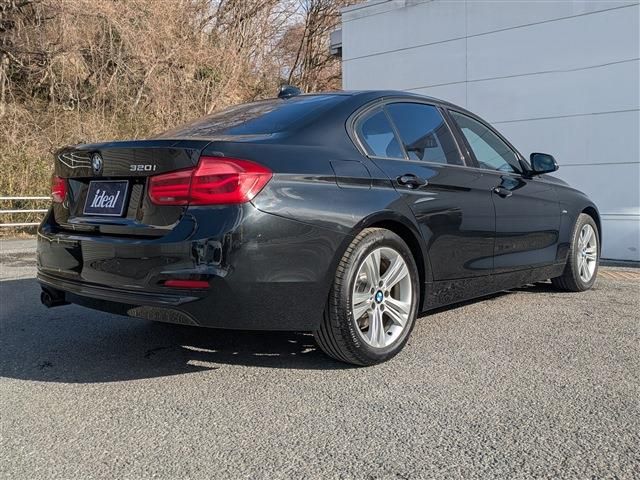 BMW 3SERIES SEDAN 2017 Image 31