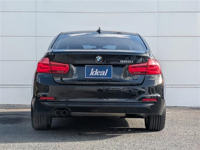 BMW 3SERIES SEDAN 2017 Image 31