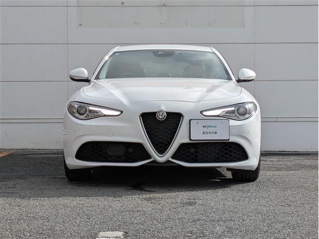 ALFAROMEO GIULIA 2020 Image 31