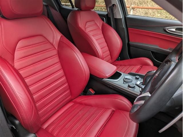 ALFAROMEO GIULIA 2020 Image 31