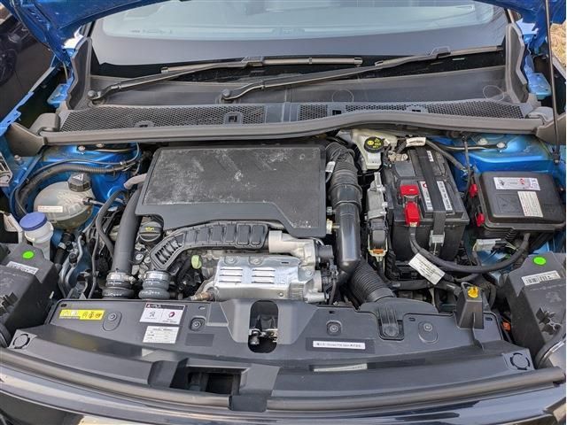 PEUGEOT 2008 2021 Image 31