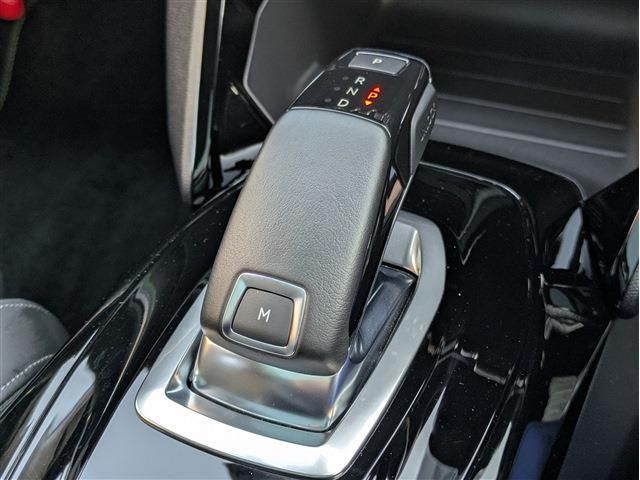 PEUGEOT 2008 2021 Image 31