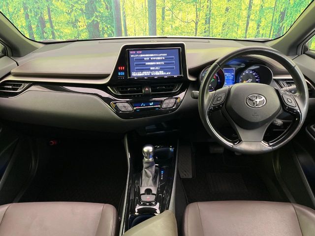 TOYOTA C-HR 2017 Image 31