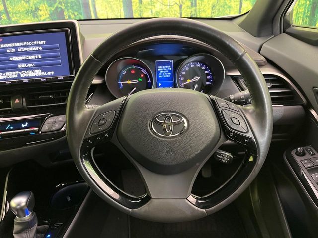 TOYOTA C-HR 2017 Image 31