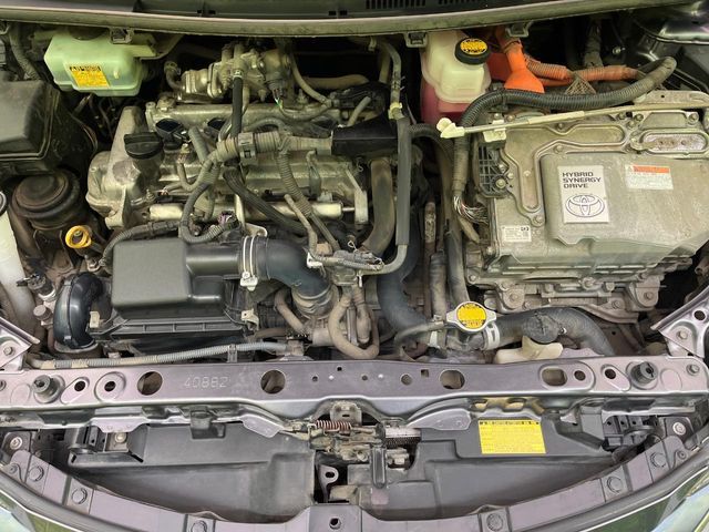 TOYOTA AQUA 2015 Image 31