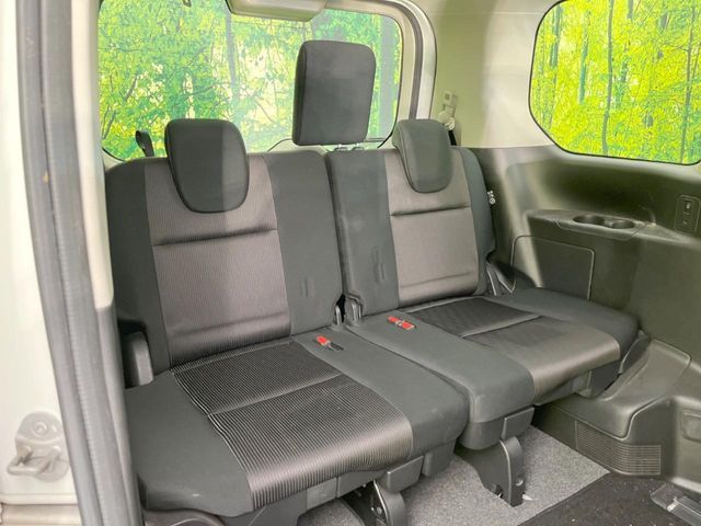 NISSAN SERENA  S-HYBRID 2018 Image 31