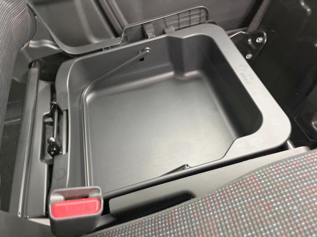 SUZUKI SPACIA 4WD 2018 Image 31