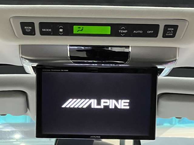 TOYOTA VELLFIRE 2013 Image 31