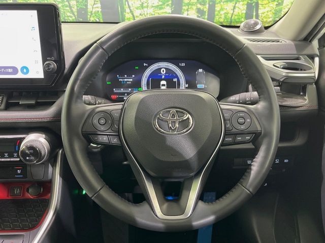 TOYOTA RAV4 HYBRID 4WD 2023 Image 31