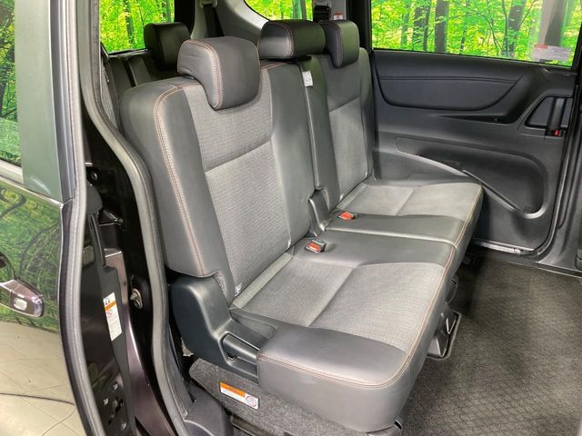 TOYOTA SIENTA HYBRID 2017 Image 31