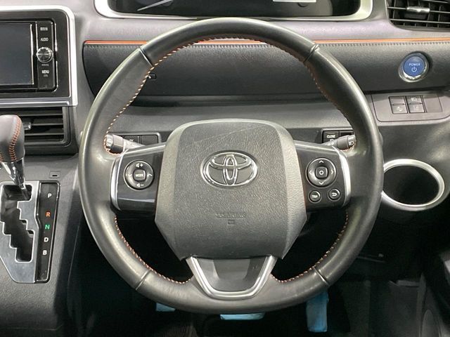 TOYOTA SIENTA HYBRID 2017 Image 31