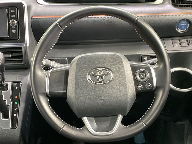 TOYOTA SIENTA HYBRID 2017 Image 31