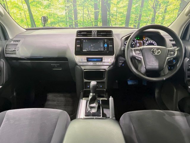 TOYOTA LANDCRUISER PRADO 2023 Image 31