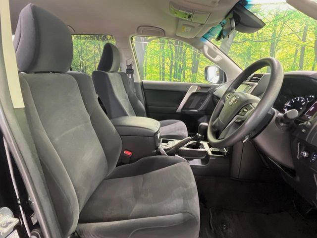 TOYOTA LANDCRUISER PRADO 2023 Image 31