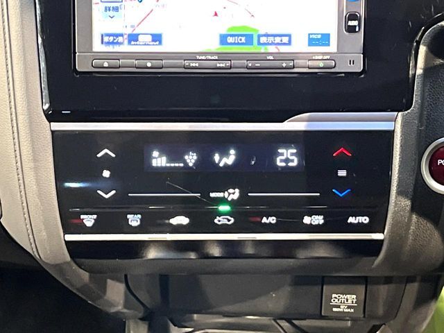 HONDA FIT HYBRID 2016 Image 31