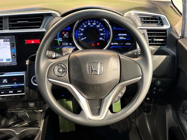 HONDA FIT HYBRID 2016 Image 31