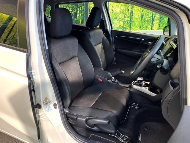 HONDA FIT HYBRID 2016 Image 31