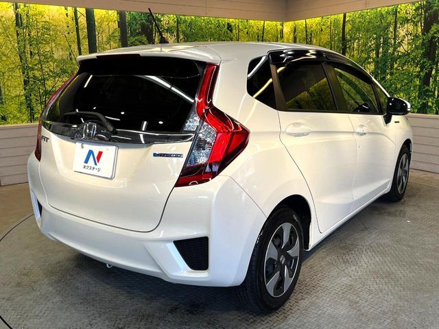 HONDA FIT HYBRID 2016 Image 31