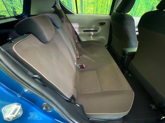 TOYOTA AQUA 2013 Image 31