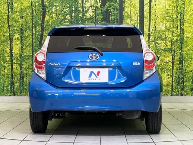 TOYOTA AQUA 2013 Image 31