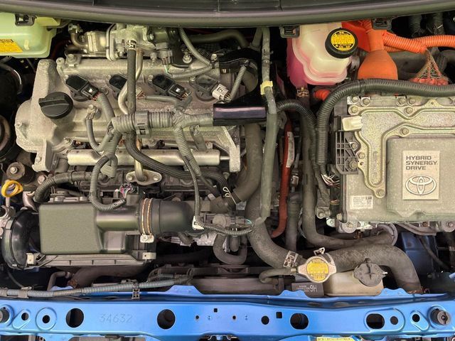 TOYOTA AQUA 2013 Image 31