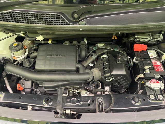 HONDA N BOX 2021 Image 31