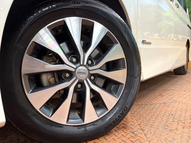 NISSAN SERENA  S-HYBRID 2017 Image 31