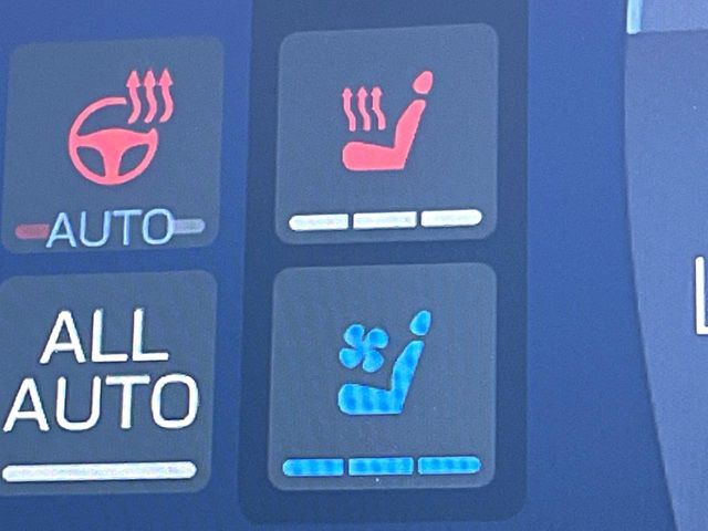 TOYOTA CROWN SEDAN HYBRID 2021 Image 31