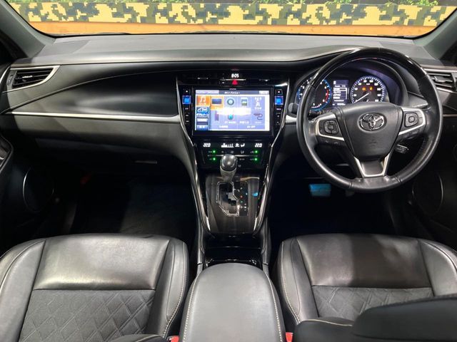 TOYOTA HARRIER 2WD 2018 Image 31