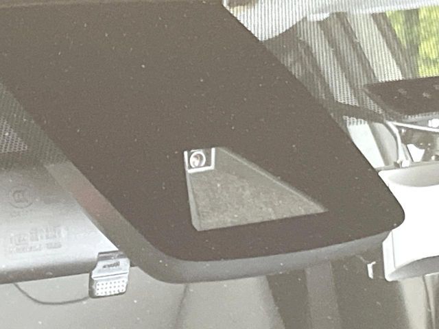 TOYOTA PRIUS 2021 Image 31