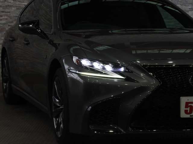 TOYOTA LEXUS LS500 2018 Image 31