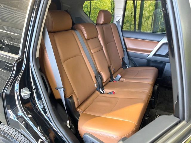 TOYOTA LANDCRUISER PRADO 2022 Image 31