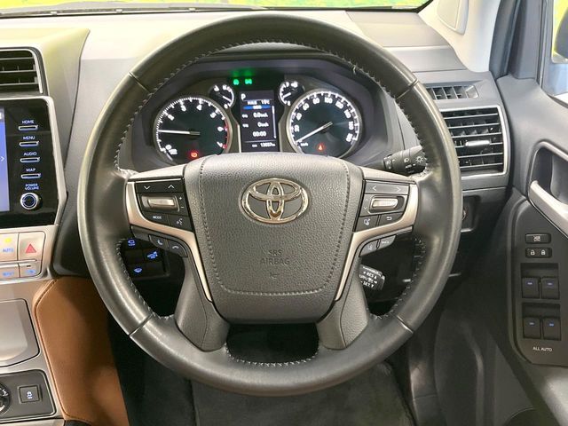 TOYOTA LANDCRUISER PRADO 2022 Image 31