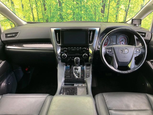 TOYOTA VELLFIRE 2018 Image 31