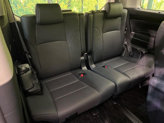 TOYOTA VELLFIRE 2018 Image 31