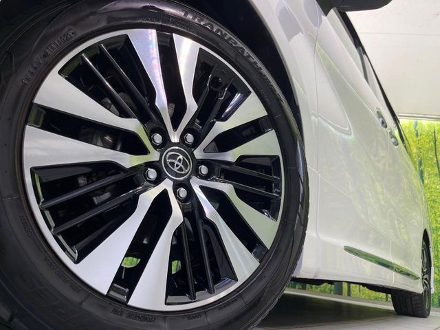 TOYOTA VELLFIRE 2018 Image 31