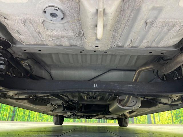 HONDA N BOX 2019 Image 31