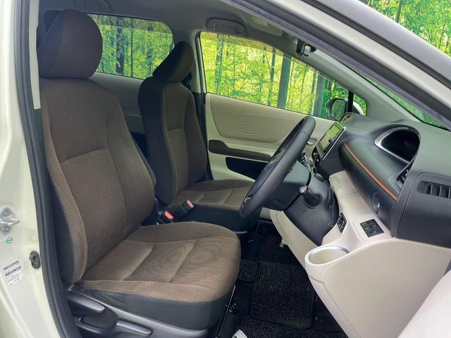 TOYOTA SIENTA HYBRID 2017 Image 31