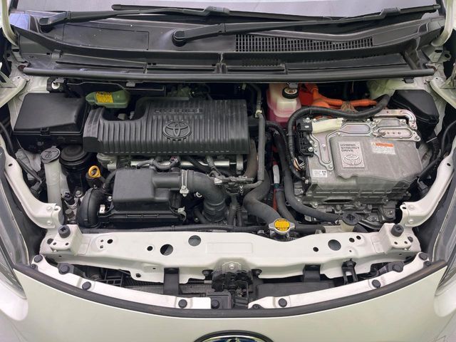 TOYOTA SIENTA HYBRID 2017 Image 31