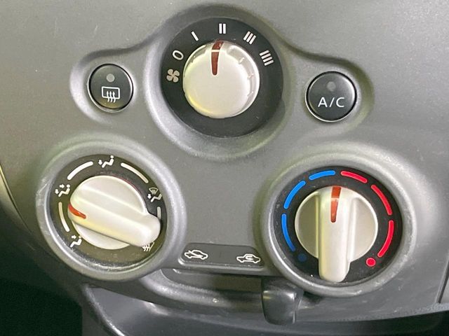 NISSAN NOTE 2012 Image 31