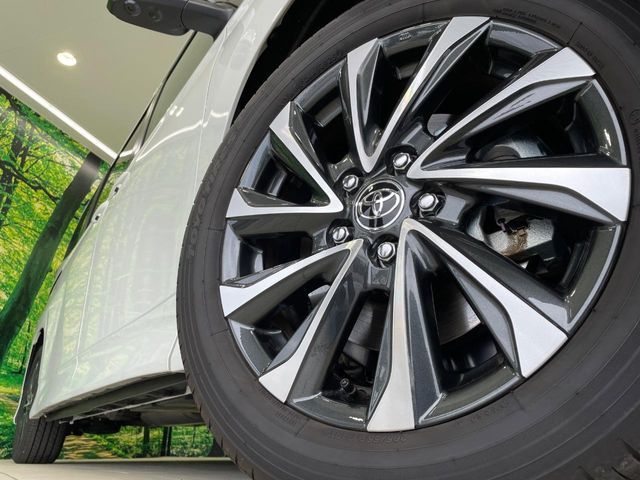 TOYOTA VOXY HYBRID 2025 Image 31