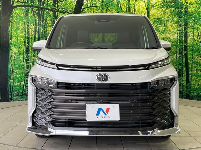 TOYOTA VOXY HYBRID 2025 Image 31