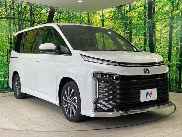 TOYOTA VOXY HYBRID 2025 Image 31