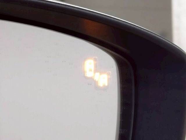 MAZDA CX-8 2023 Image 31